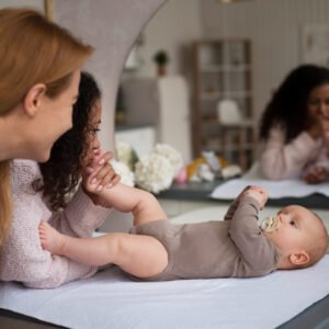 Workshop for new mothers and dealing with infants